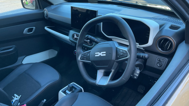 Dacia Spring 27kWh Extreme 65 48kW 5dr Auto Electric Hatchback